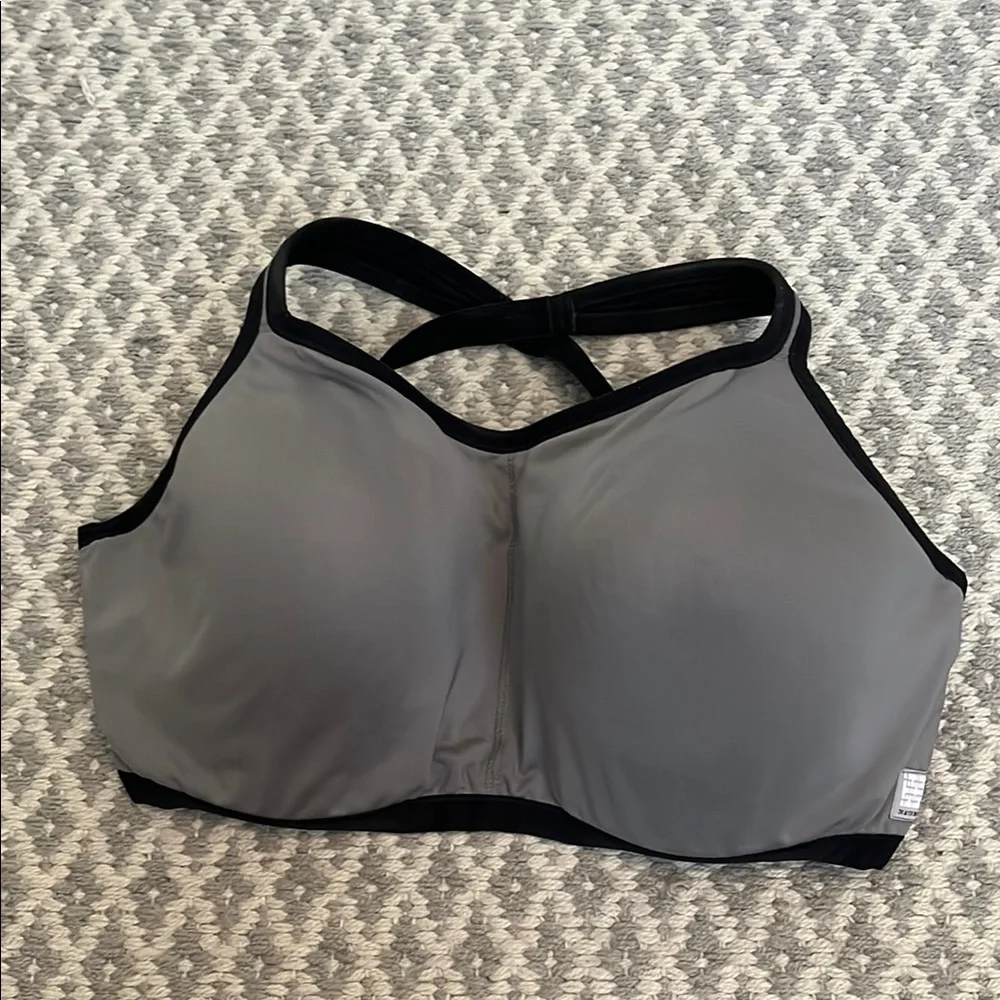 Natori Gray Sports Bra with Racerback Design 34G